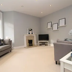 2 Bed Garden By Beach In Alum Chine, , Bournemouth United Kingdom